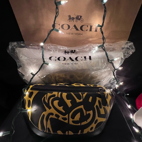 Coach Keith Haring Mickey collection! - Picture 8 of 12